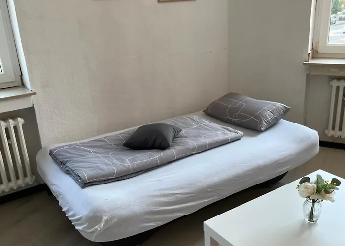 Appartement Kleine 1-zimmer *